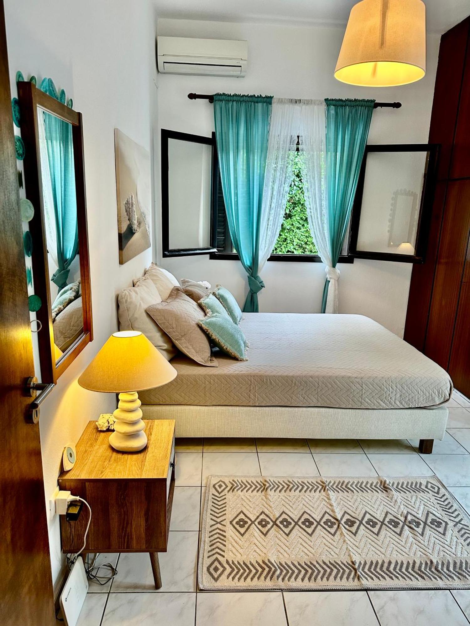 Eratous Seaside House Apartman Varnavas Kültér fotó