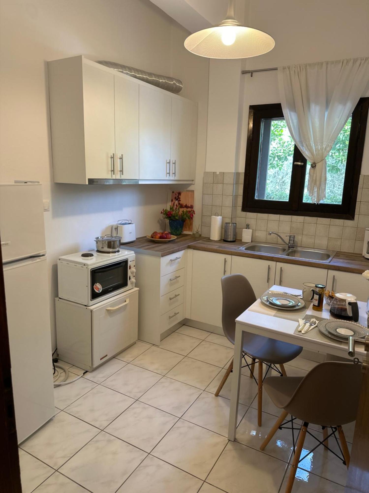 Eratous Seaside House Apartman Varnavas Kültér fotó