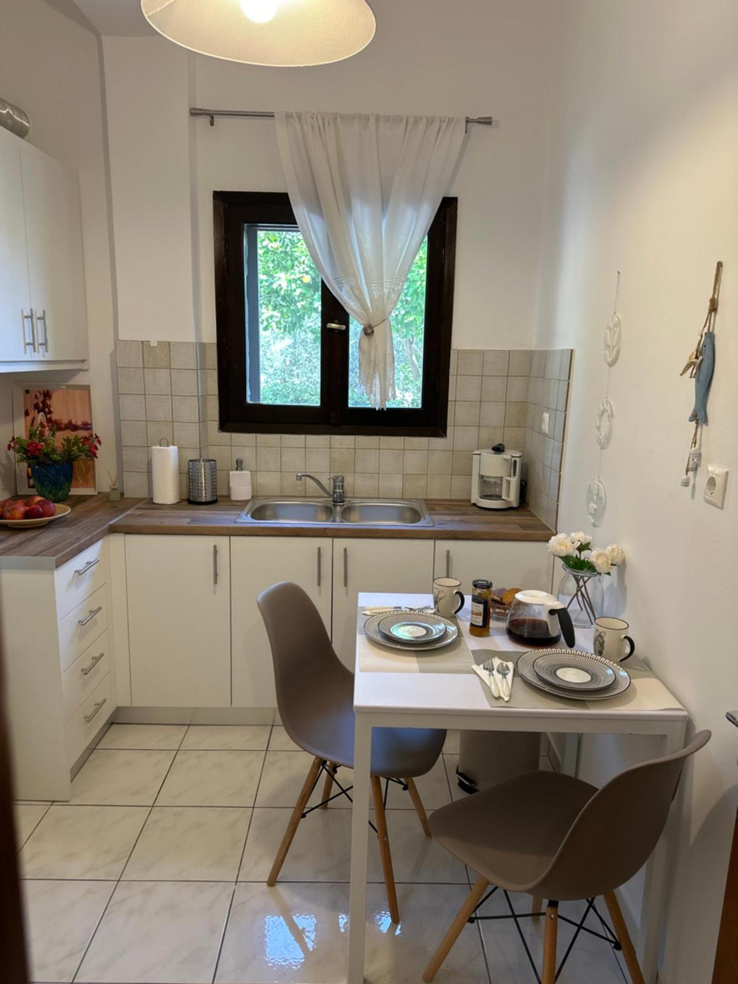 Eratous Seaside House Apartman Varnavas Kültér fotó
